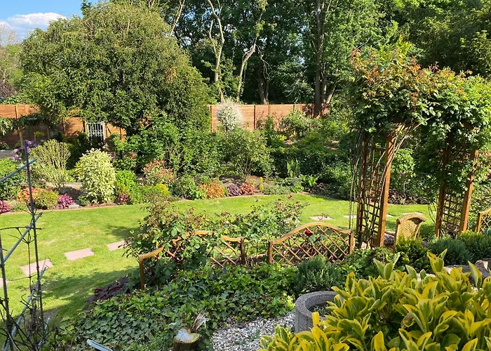 Garden View Near Frankfurt ----- Stay Like At Home -----